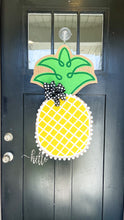 Load image into Gallery viewer, Burlap Pineapple Door Hanger (Large/Yellow/Criss Cross)