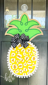 Burlap Pineapple Door Hanger (Large/Yellow/Leopard)