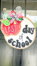 Load image into Gallery viewer, School Interchangeable Circle Door Hanger with Three Attachments