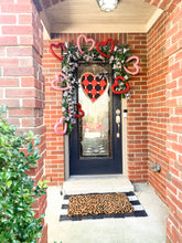 Load image into Gallery viewer, Queen of Hearts Door Hanger