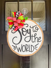 Load image into Gallery viewer, Joy to the World Circle Door Hanger