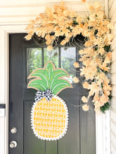 Load image into Gallery viewer, Burlap Pineapple Door Hanger - (Large/Golden/Scallop)