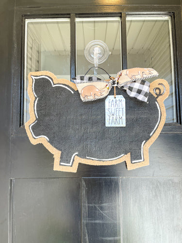 Farm Animal Door Hanger - pig with farm bow