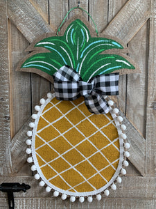 Burlap Pineapple Door Hanger - (Small/Golden/Criss Cross)
