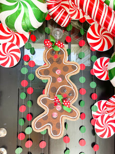 Gingerbread Couple Door Hanger