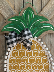 Burlap Pineapple Door Hanger - (Small/Golden/Scallop)