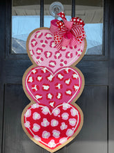 Load image into Gallery viewer, Leopard Hearts Door Hanger