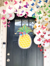 Load image into Gallery viewer, Burlap Pineapple Door Hanger (Small/Multi/Criss Cross)